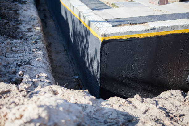 Professional Vapor Barrier Installation technician working in Macatawa, MI